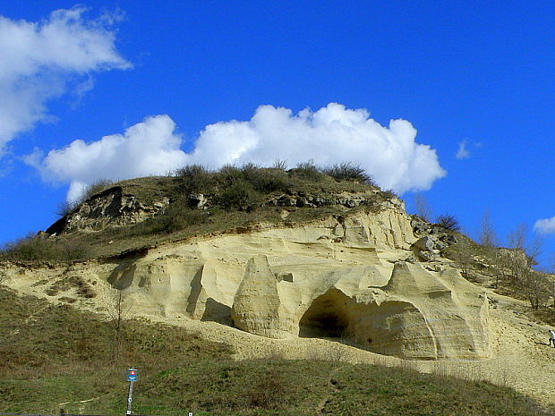 Piesková jaskyňa