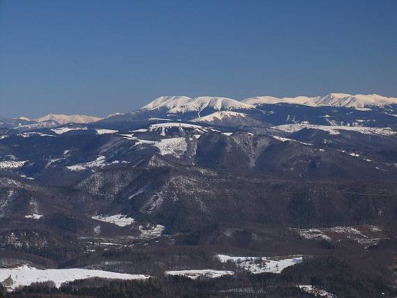 nízke Tatry z Kremnických vrchov...