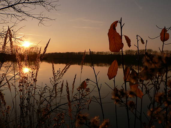 podzimní západ u jezer