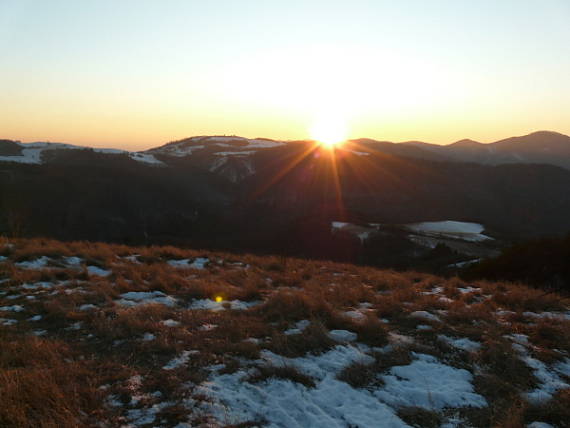 západ slnka nad Štiavnickými vrchmi