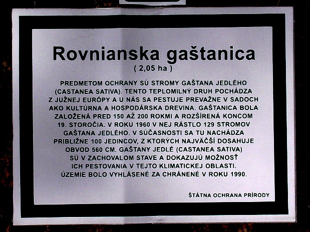 informačná tabuľa o Rovnianskej gaštanici