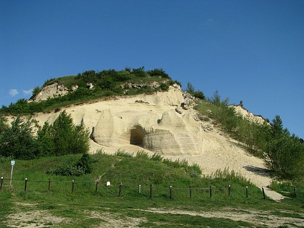 Kleine Karpaten & Donauvallei; kastelen, grotten en museum in Slowakije - Reisliefde