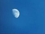  Měsíc ve dne 