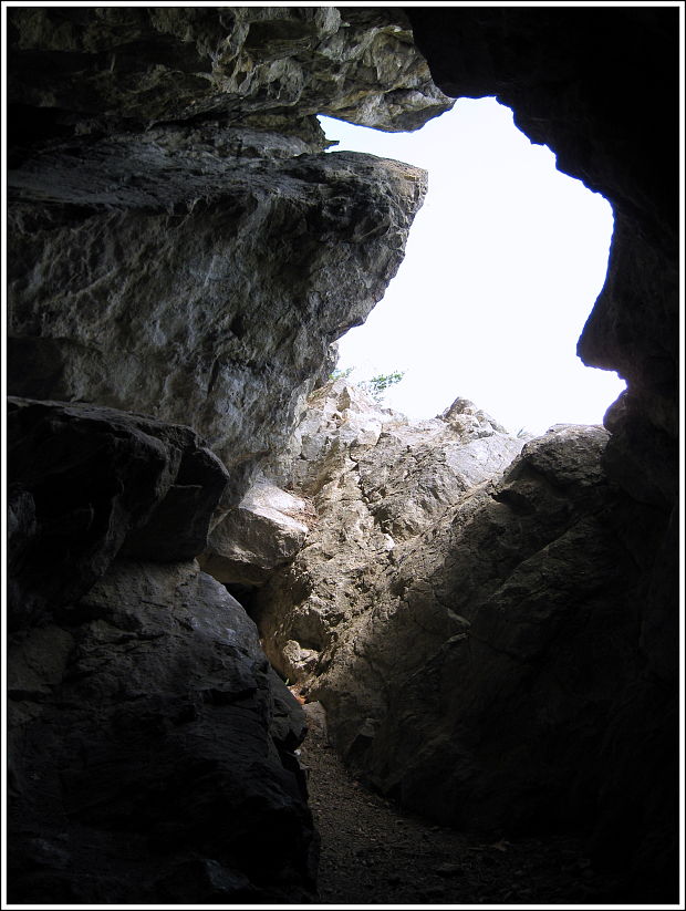 Jaskyňa v Klapoch