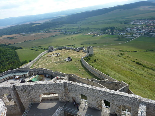Spišský hrad pohľad z veže