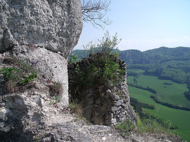 Juhovýchodná časť hradu.