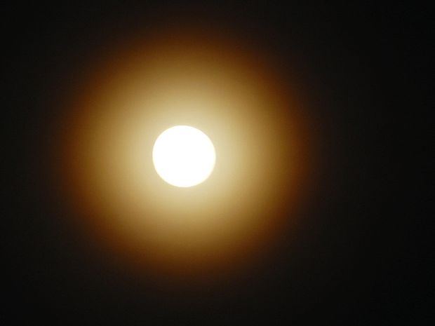 mesiac moon