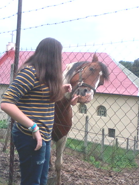Veronika a kôň