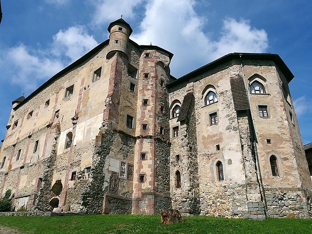 Starý Zámok (Stadtburg) - Mestský hrad