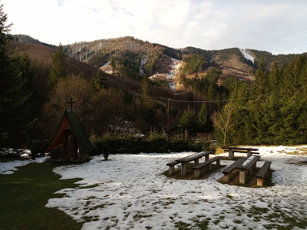 vrch Jablonská 1117 m.n.m. z Porubskej doliny, časť Oselná