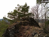 dvojsedadlová prírodná vartovňa priamo vrchol Strážna najvyšší bod 686 m.n.m.